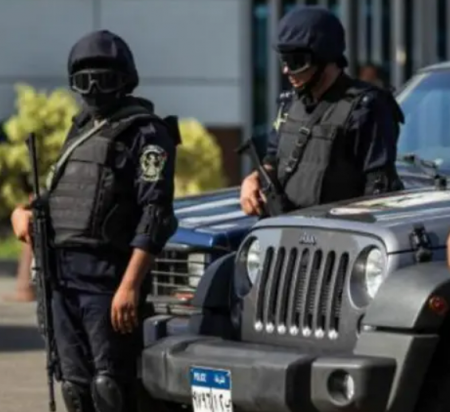 كشف تفاصيل جريمة دفن ثلاثة أشقاء أحياء تحت منزلهم